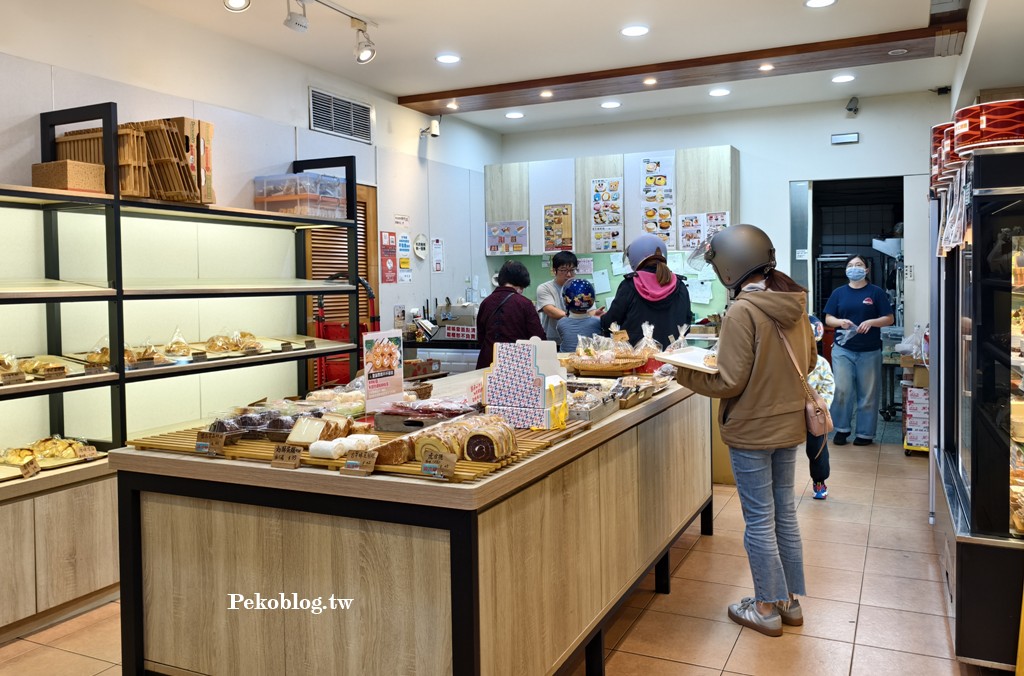 新莊美食,新莊蛋糕,新莊麵包,新莊站美食,新莊甜點 @PEKO の Simple Life