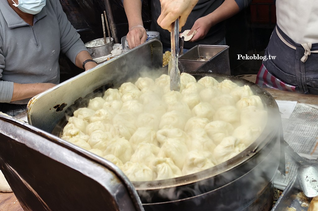 士林美食,華榮市場美食,華榮街水煎包,士林水煎包 @PEKO の Simple Life