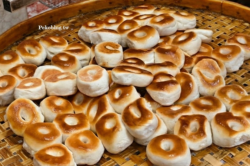 新莊美食,新莊廟街美食,新莊伴手禮,新莊鹹光餅,新莊名產 @PEKO の Simple Life