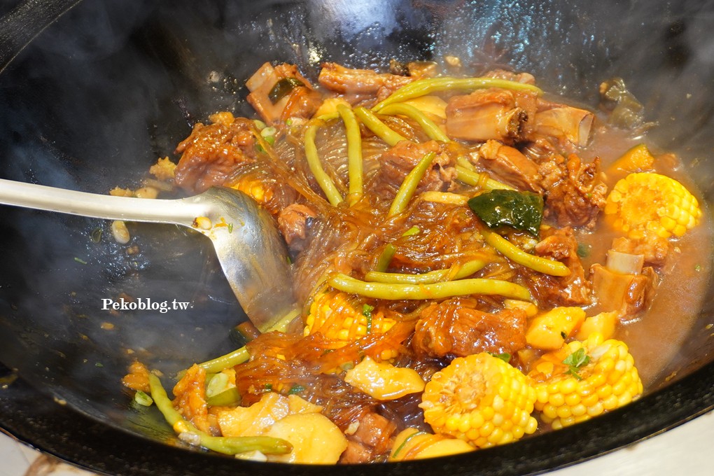 三重美食,三重國小美食,東北鐵鍋燉,三重鐵鍋燉,台北鐵鍋燉 @PEKO の Simple Life