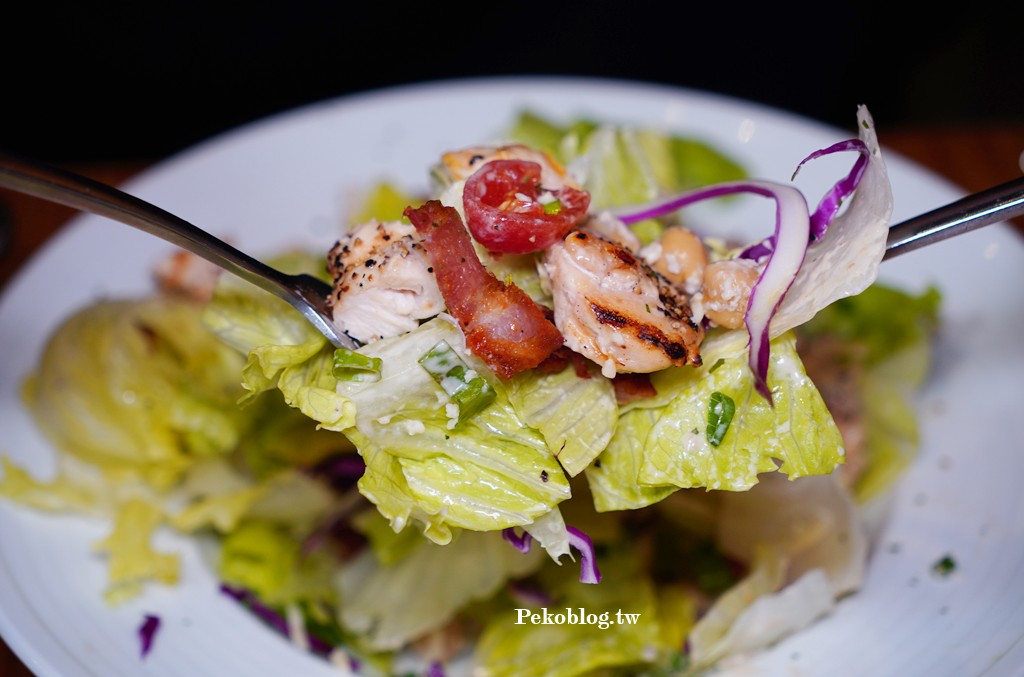 西門町美食,西門町聚餐,西門町美式餐廳,西門町寵物友善餐廳 @PEKO の Simple Life