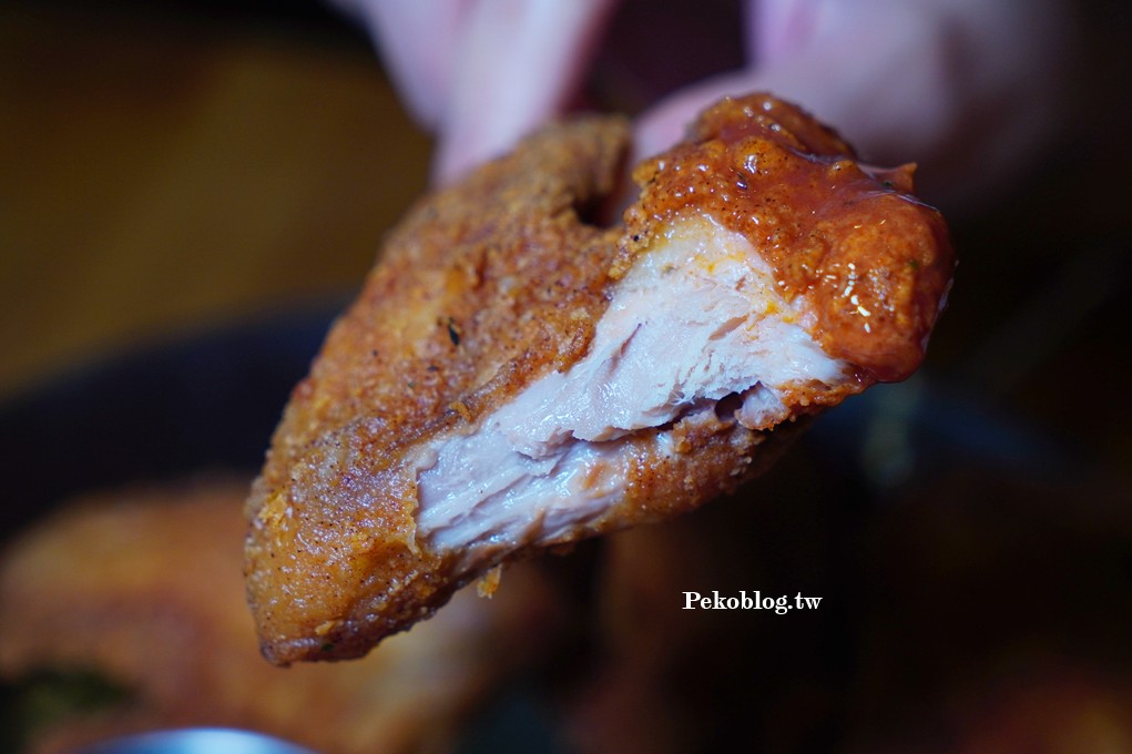 西門町美食,西門町聚餐,西門町美式餐廳,西門町寵物友善餐廳 @PEKO の Simple Life