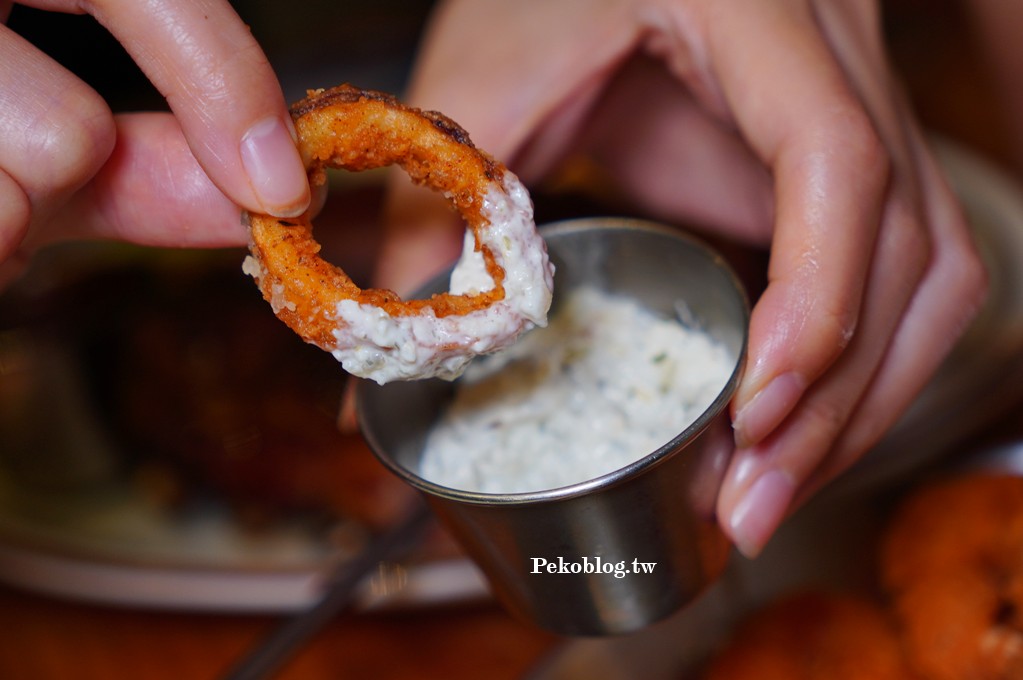 西門町美食,西門町聚餐,西門町美式餐廳,西門町寵物友善餐廳 @PEKO の Simple Life