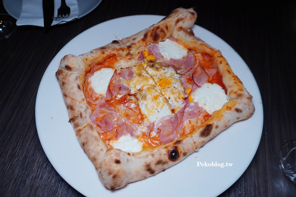 信義安和美食 @PEKO の Simple Life