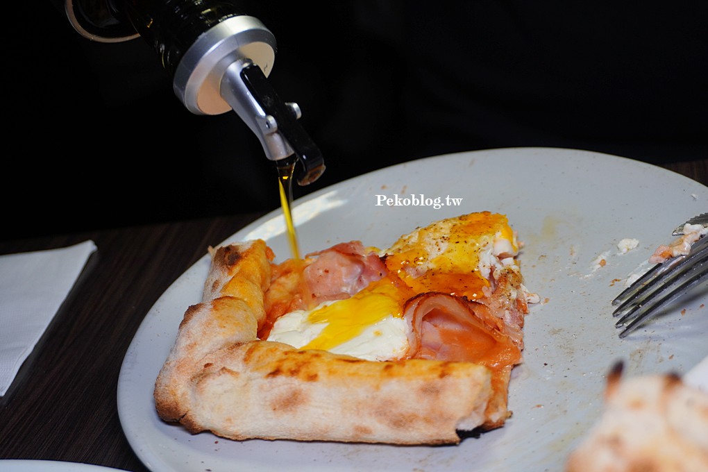 信義安和美食 @PEKO の Simple Life