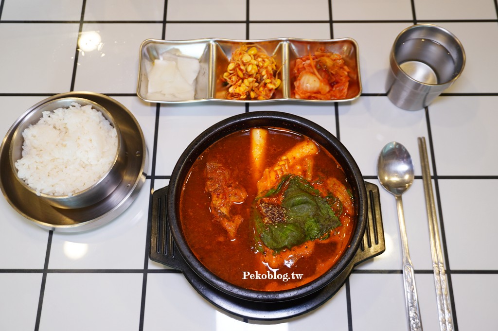 馬鈴薯排骨湯,東區美食,東區韓式料理,台北馬鈴薯排骨湯 @PEKO の Simple Life