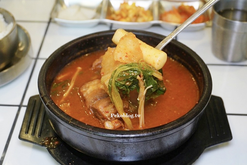 馬鈴薯排骨湯,東區美食,東區韓式料理,台北馬鈴薯排骨湯 @PEKO の Simple Life