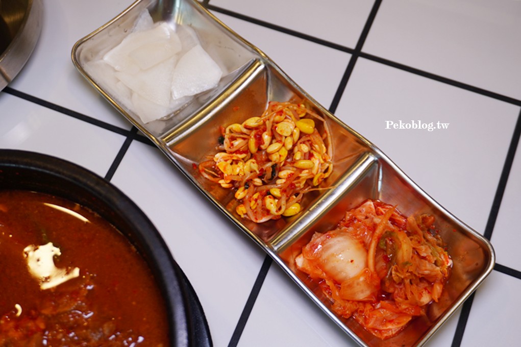 馬鈴薯排骨湯,東區美食,東區韓式料理,台北馬鈴薯排骨湯 @PEKO の Simple Life