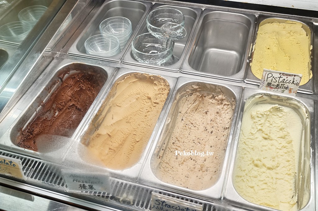 信義安和美食 @PEKO の Simple Life