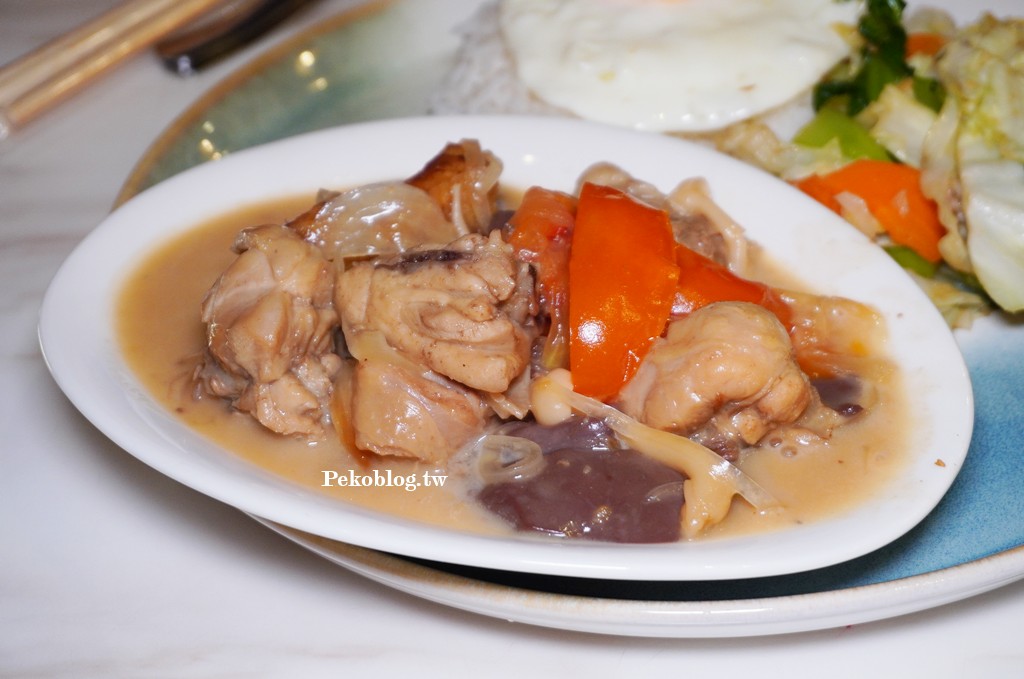 松江南京美食,松江南京泰式料理,老麵攤二店 @PEKO の Simple Life