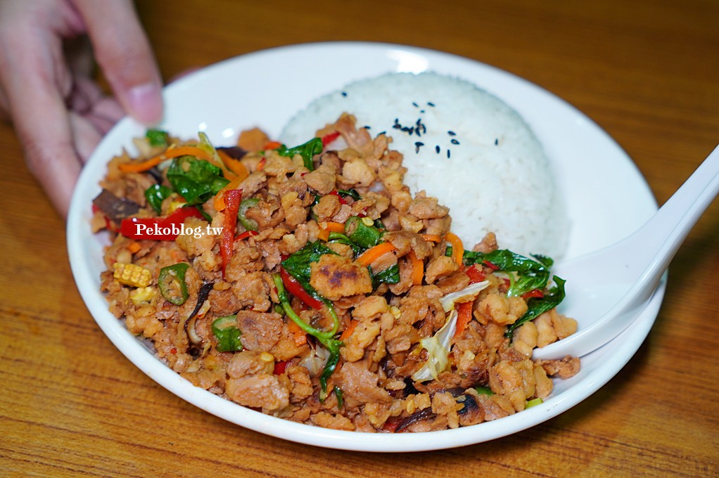 江子翠美食,板橋泰式料理,板橋素食 @PEKO の Simple Life