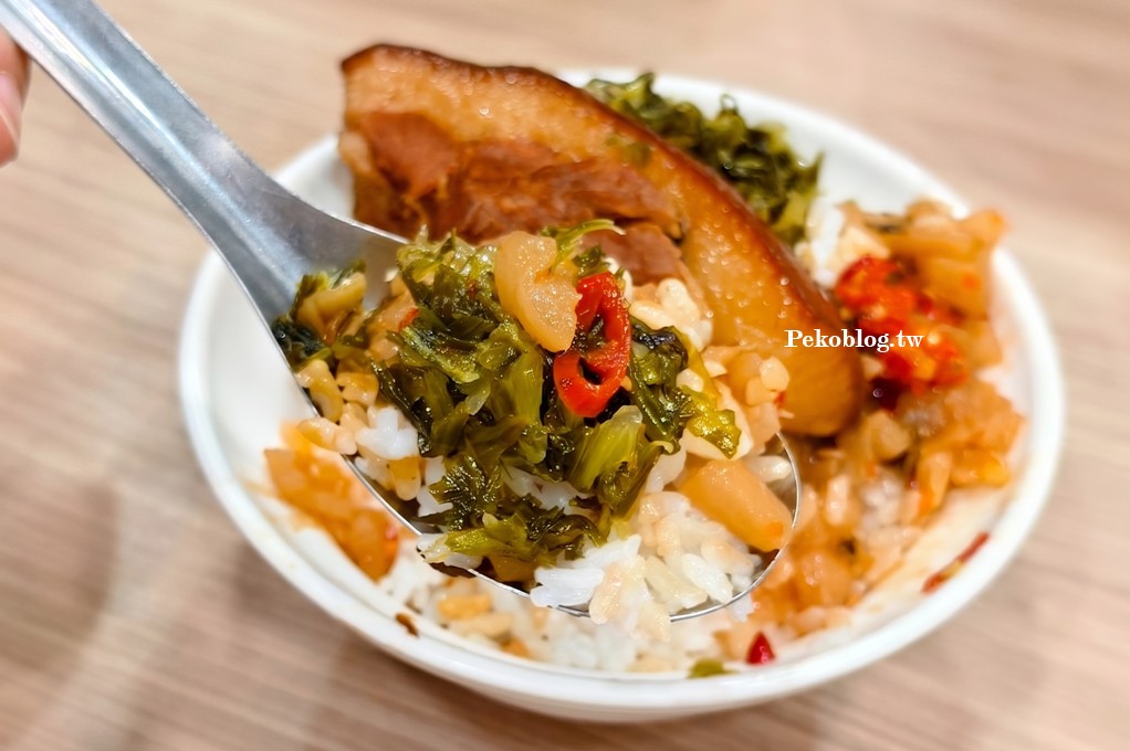 台中宵夜,台中米其林,台中爌肉飯,台中必比登 @PEKO の Simple Life