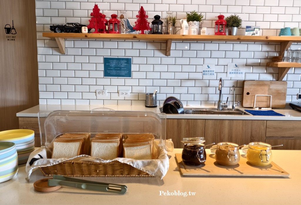 台中住宿,台中青年旅館,台中勤美住宿 @PEKO の Simple Life