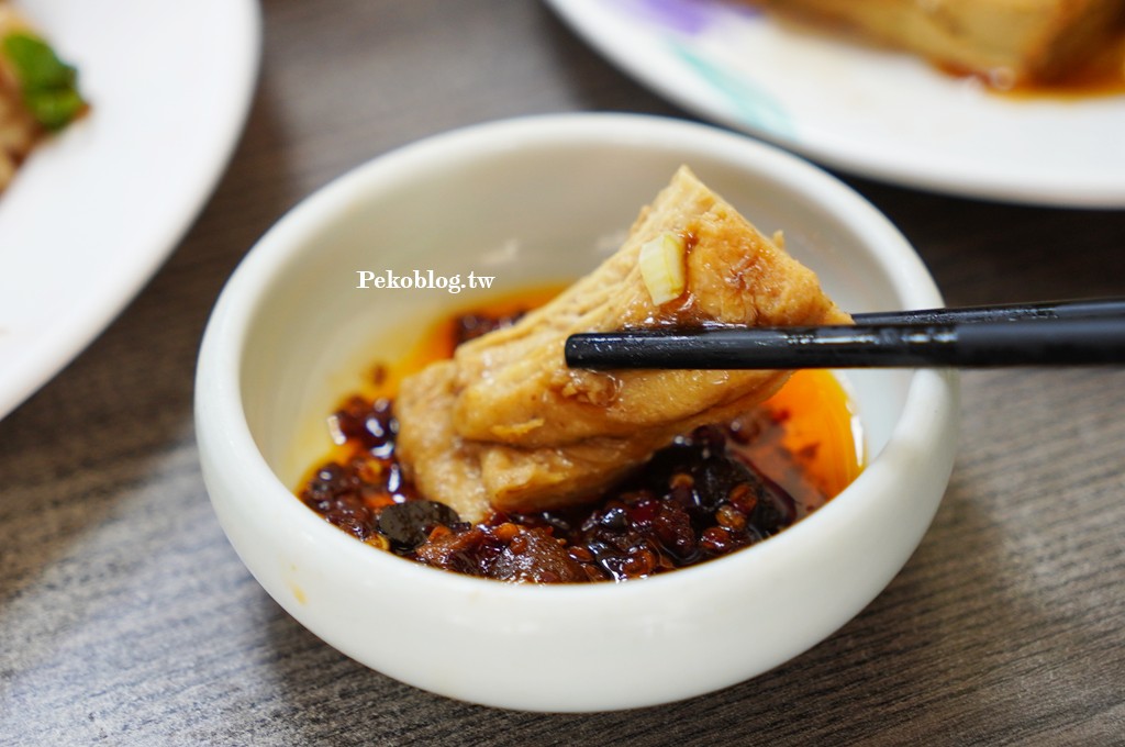 板橋美食,江子翠美食,紅糟排骨飯,板橋排骨飯 @PEKO の Simple Life