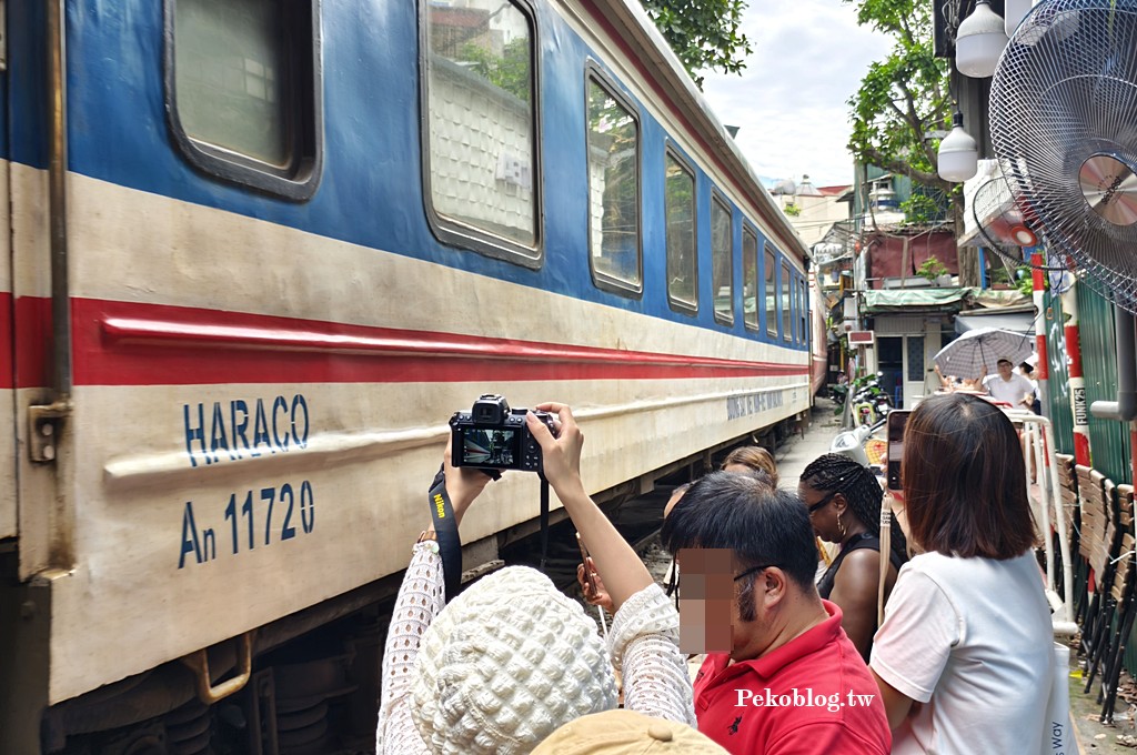 河內火車咖啡街,河內火車街,Hanoi Train Street,河內蛋咖啡,越南火車咖啡,河內火車街時刻表,越南自由行 @PEKO の Simple Life