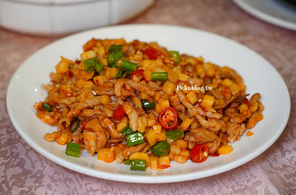 台北車站美食,台北川菜推薦,台北合菜 @PEKO の Simple Life