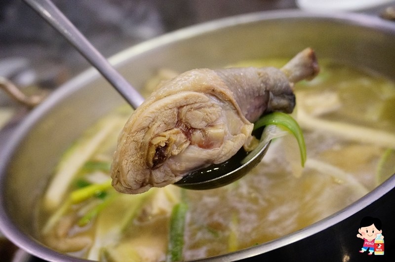 東區美食,孔陵一隻雞,韓國必吃美食,韓式料理,韓國一隻雞,板南線美食 @PEKO の Simple Life