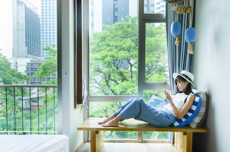 曼谷住宿,Tints,Asok站飯店,曼谷藍調酒店,Blue,曼谷旅遊|景點|美食|住宿,曼谷飯店,OF @PEKO の Simple Life
