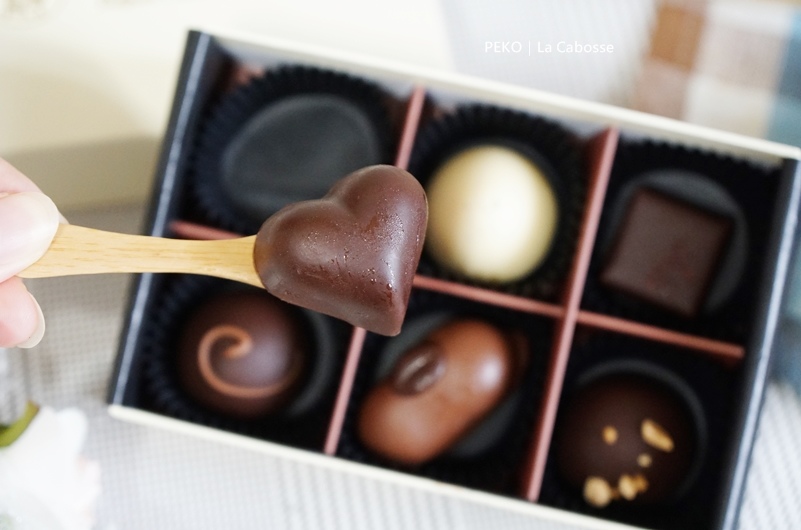 比利時巧克力品牌,比利時巧克力,情人節禮物,西式甜點,La,Cabosse,比利時手工巧克力,巧克力禮盒,君度橙酒巧克力,蘭姆酒巧克力,金萬利酒巧克力,比利時巧克力價格 @PEKO の Simple Life