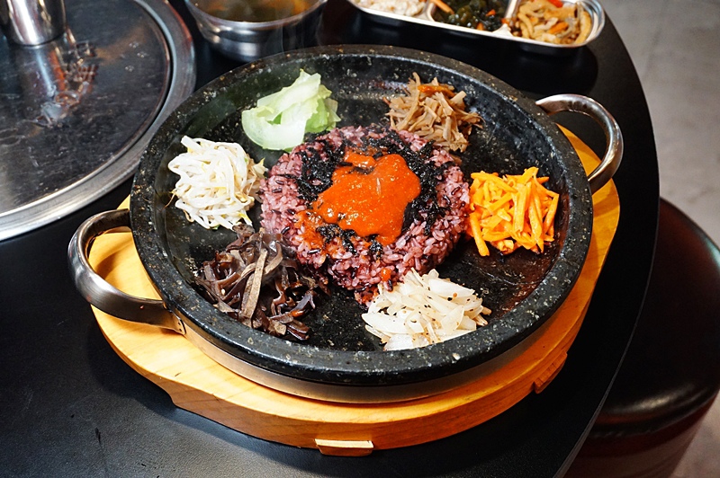 石鍋拌飯,豬先生韓國料理,韓式烤肉,永和美食,永和韓式料理,豬先生韓式料理,水晶烤盤,豬先生韓式料理菜單 @PEKO の Simple Life