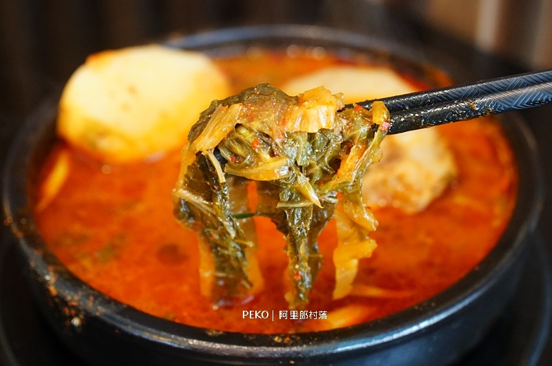 士林韓式料理,阿里郎村落,芝山美食,士林美食,醬蟹,馬鈴薯排骨湯,台北韓式料理 @PEKO の Simple Life