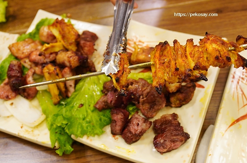 板橋美食,天山饢坑烤肉,新疆料理,大盤雞,台北新疆料理,板新站美食,板橋新疆料理 @PEKO の Simple Life